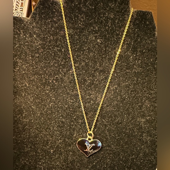 New LV Gold Plated Black Enamel Heart Charm with Gold Stainless Steel Necklace - Picture 1 of 9